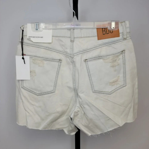 Urban Outfitters BDG Dropped Rise Shorts Jean Distressed  Size 27 NWT - Picture 4 of 8